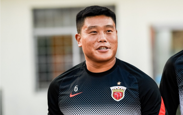 上港昔日主力成為離隊熱門，未來或有望加盟中超新軍，值得期待