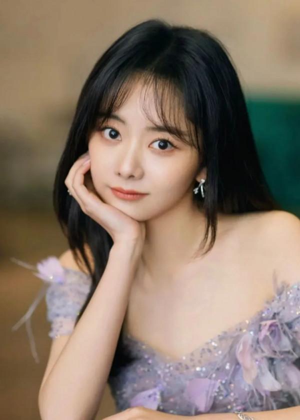 人中長、面中長，如何化妝不顯老？