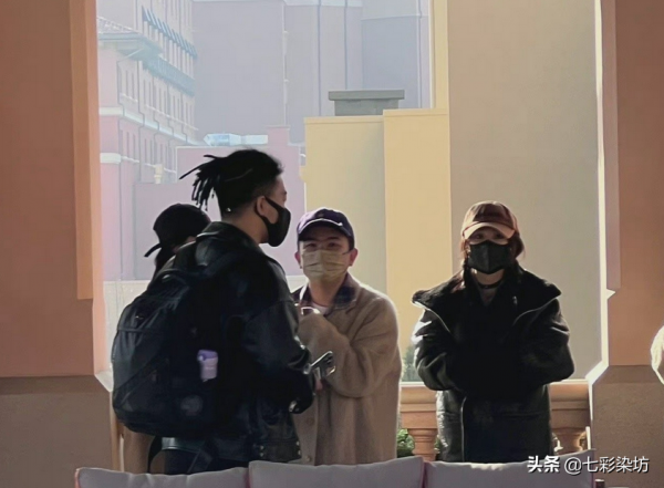 楊冪張大大楊穎“鐵三角”有變，宋祖兒替代楊穎，同遊環球影城