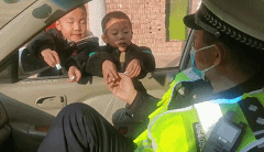 快遞包裹突然劇烈爆炸！責任人被採取強制措施【三分鐘法治新聞全知道】