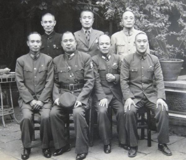 他是蔣介石心腹將領,杜聿明臨終前曾問他:你當年是不是共產黨? 他是蔣介石心腹將領,杜聿明臨終前曾問他:你當年是不是共產黨?