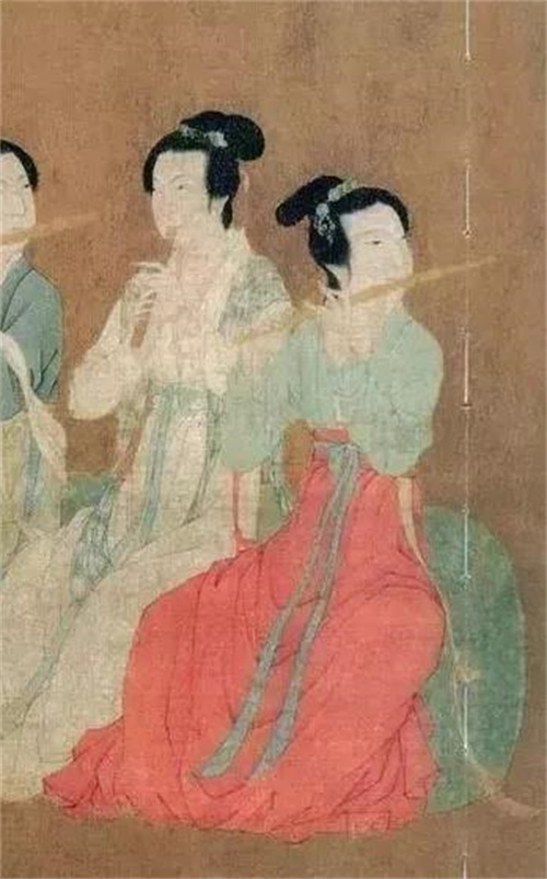 以為很醜，是因為我們只知道一種紅，和一種綠