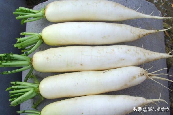 秋天多吃白蘿蔔，新鮮營養高，分享3種做法，孩子見了都愛吃