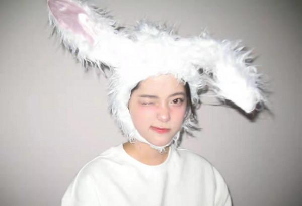 女星萬聖節造型驚豔！毛曉彤魔女張嘉倪天使，趙雅芝化身霸氣女王