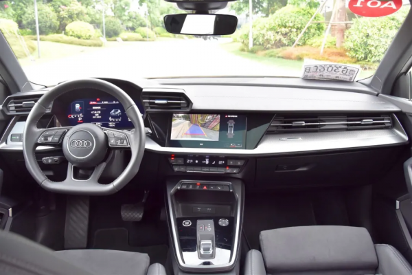 試駕:奧迪A3 Sportback,人生第一臺豪車? 試駕:奧迪A3 Sportback,人生第一臺豪車?