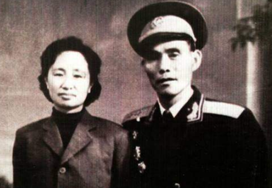 郭毅和韋傑相愛47年，韋傑病逝後，郭毅要求將部分骨灰遷出八寶山