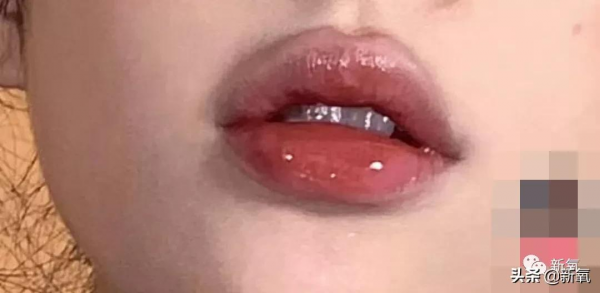 貴圈所謂的純欲天花板,就是在關節上打腮紅嗎? 貴圈所謂的純欲天花板,就是在關節上打腮紅嗎?