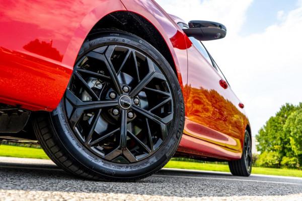 試駕榮威i5 GT 10萬以內運動家轎新曙光