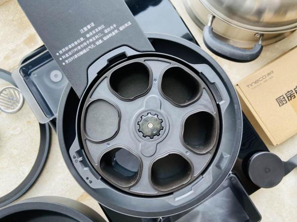 一鍵秒變大廚，拯救不會做菜的你——食萬2.0智慧炒菜機使用體驗