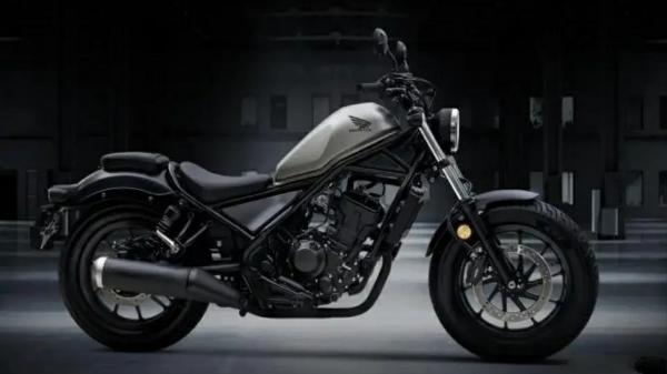 本田CB350遭遇印度對手,國內誰來叫板CM300? 本田CB350遭遇印度對手,國內誰來叫板CM300?