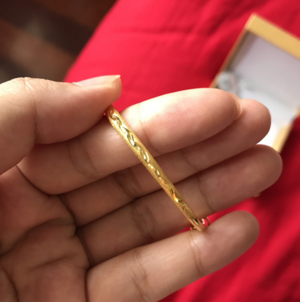 新生兒的滿月禮，親朋好友送這些禮物的，說明很用心，孩子也有福