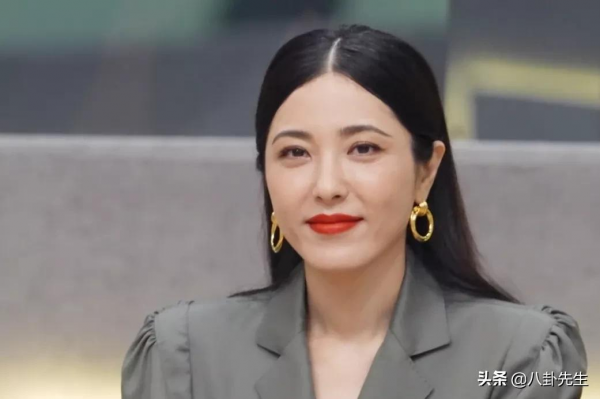 《導演請指教》暴露明星真實臉部狀態:薛凱琪顯年紀,孟子義臉腫 《導演請指教》暴露明星真實臉部狀態:薛凱琪顯年紀,孟子義臉腫