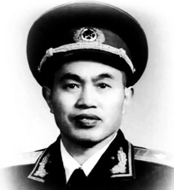 解放戰爭時期,徐向前手下三大縱隊司令員是誰?都是什麼軍銜? 解放戰爭時期,徐向前手下三大縱隊司令員是誰?都是什麼軍銜?