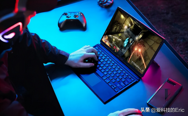 2022年國際消費電子展上可摺疊膝上型電腦的未來 2022年國際消費電子展上可摺疊膝上型電腦的未來
