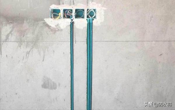 對於管槽填縫的施工，慶幸自己當初執意堅持