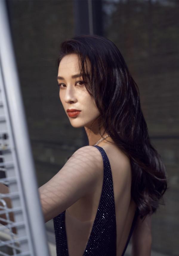 292號“女神”黃聖依