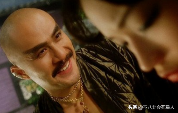 年輕時長相兇惡,老了變和善的8位男星,58歲張耀揚一頭白髮 年輕時長相兇惡,老了變和善的8位男星,58歲張耀揚一頭白髮