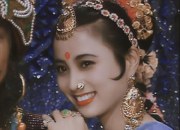 2段婚姻，21歲嫁初戀，34歲嫁猶太富商，58歲的李玲玉如今怎樣？