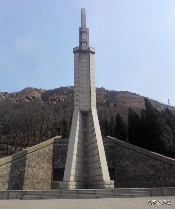 開國少將大起大落,當新疆軍區司令員卻被免職,晚年尷尬無住所 開國少將大起大落,當新疆軍區司令員卻被免職,晚年尷尬無住所