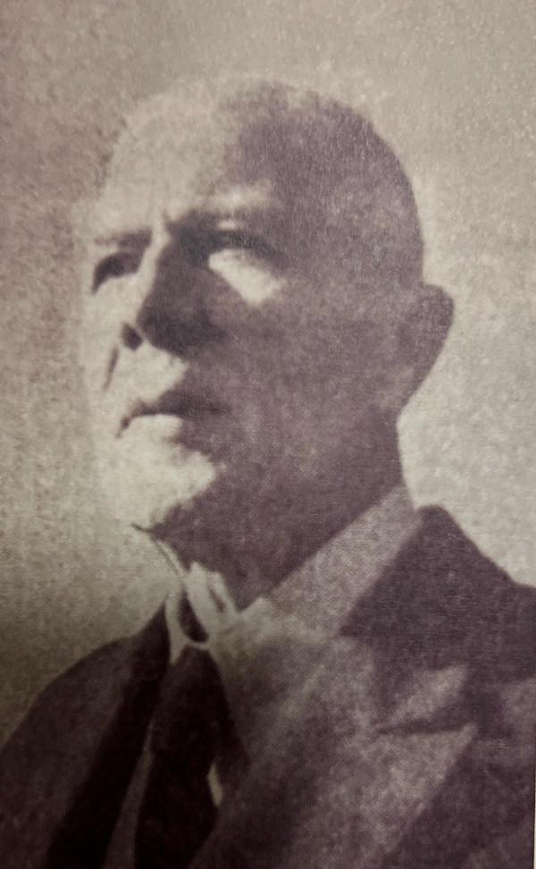 1937年，北京狐狸塔慘被挖心的白人女屍：殺害她的真是邪教組織？