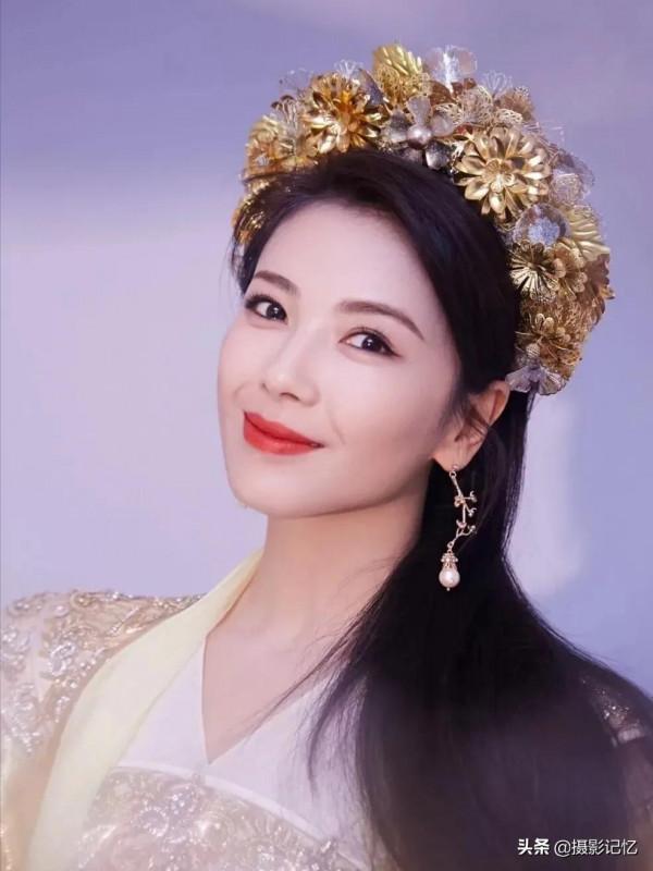 劉濤：逞嬌呈美