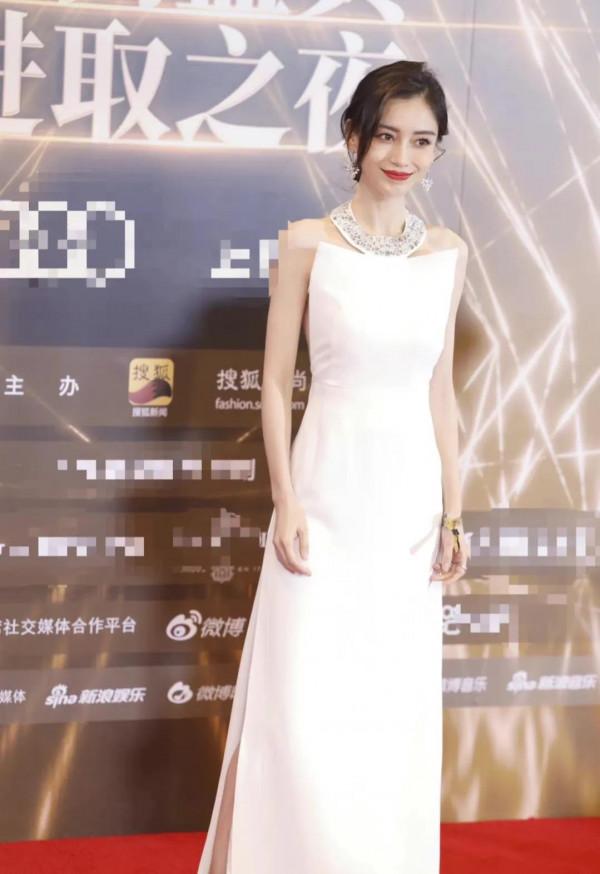 搜狐盛典：Angelababy豔壓，趙雅芝氣質可貴，婁藝瀟穿漢服走紅毯