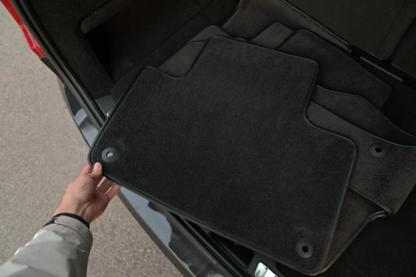 寶華韋健、空氣懸架，頂配二手XC90出類拔萃