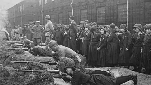 為什麼日本侵略者在南京大屠殺中如此反人類？