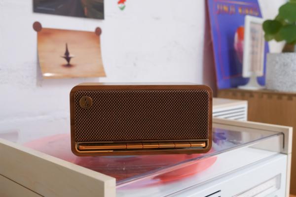 重構經典年代留聲產品,打造精緻復古風範,漫步者M230藍芽音箱 重構經典年代留聲產品,打造精緻復古風範,漫步者M230藍芽音箱