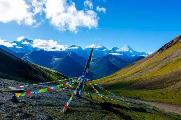 中國最美十大雪山，你去過幾個？