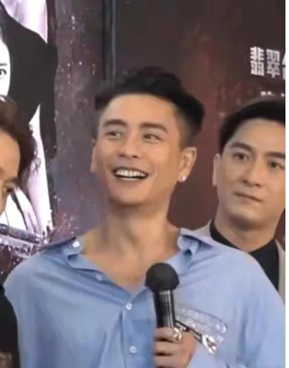 年輕時是大帥哥,老了依舊帥氣的男明星,只服這七個 年輕時是大帥哥,老了依舊帥氣的男明星,只服這七個