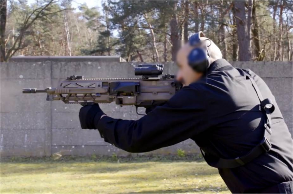 FN EVOLYS輕機槍：像機槍一樣開火，像步槍一樣方便的超輕型輕機槍