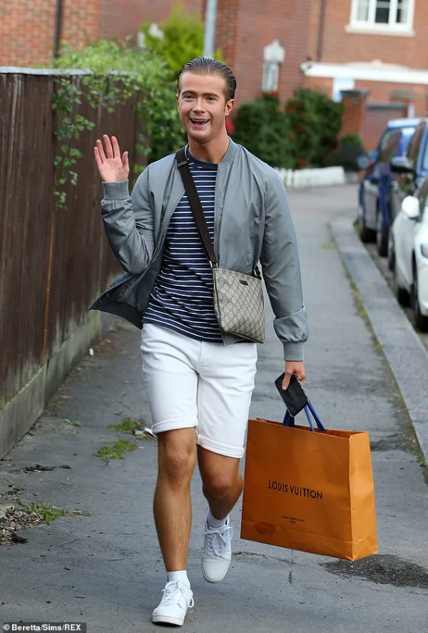 英國男星莫名暴瘦自稱一切正常,網友們不淡定了:這瘦得詭異啊 英國男星莫名暴瘦自稱一切正常,網友們不淡定了:這瘦得詭異啊