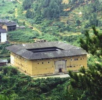 客家土樓與老家塢壁：異族威脅下的華夏文化庇護所