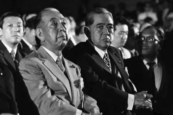 從洪森要兒子接班說起：民主不民主誰說了算？西方民主經不起推敲