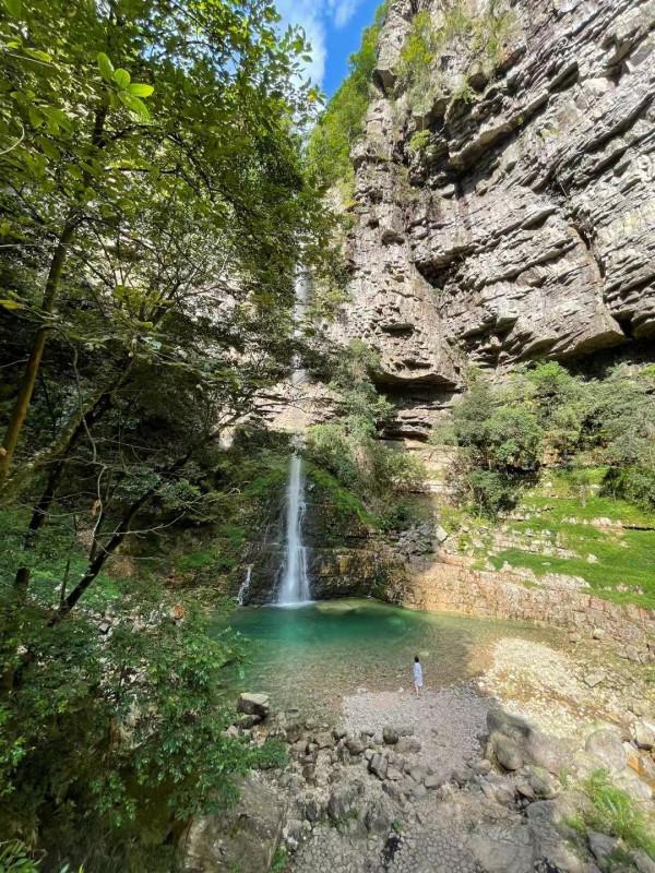 我走進了貴州大山深處的布依族村落,這裡藏著治癒系的秘境寶藏 我走進了貴州大山深處的布依族村落,這裡藏著治癒系的秘境寶藏