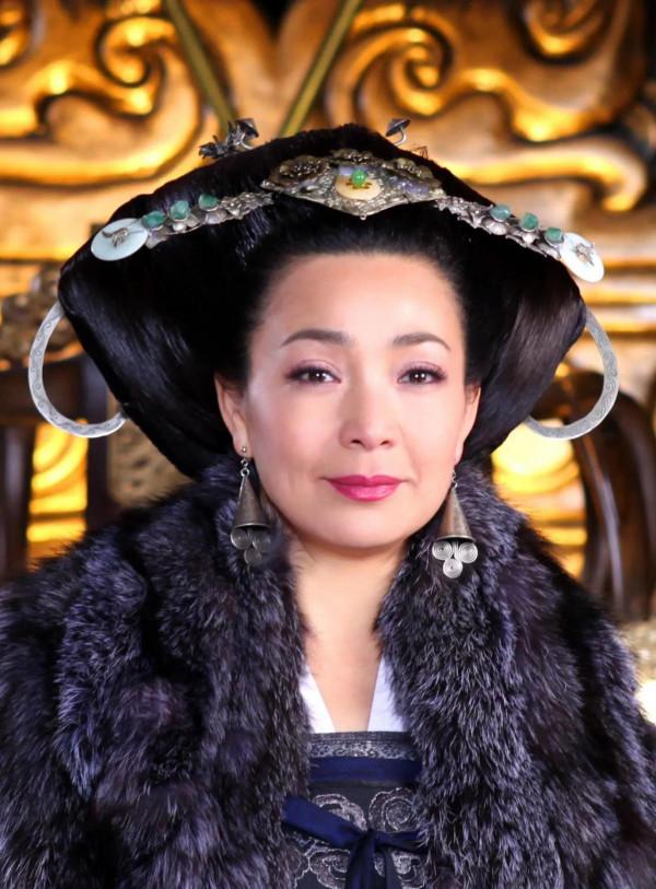 皇后專業戶戴春榮和老師結婚，為女兒買婚房，這“管”的也太寬了