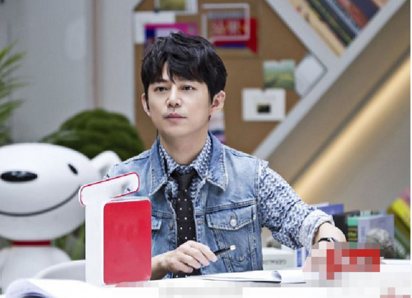 何炅兩季節目主持人身份被孟非取代,網友此前爆料早見端倪 何炅兩季節目主持人身份被孟非取代,網友此前爆料早見端倪