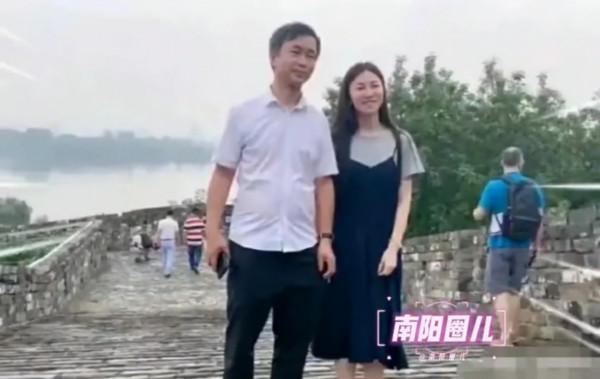 流浪大師沈巍和作家曉曉修成正果準備結婚，網友：我也要去流浪