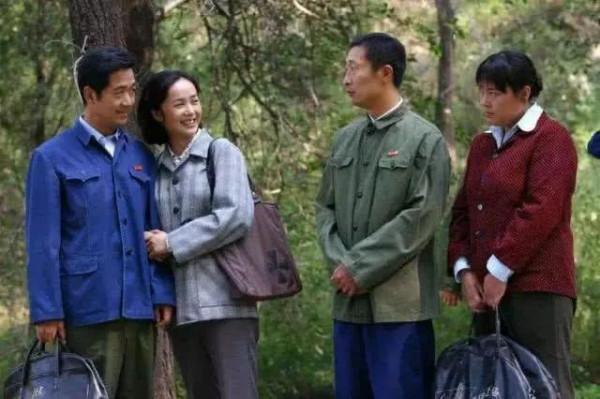 “莊嫂”李菁菁的幻滅史，和把她一步步推向“深淵”的鮮肉老公