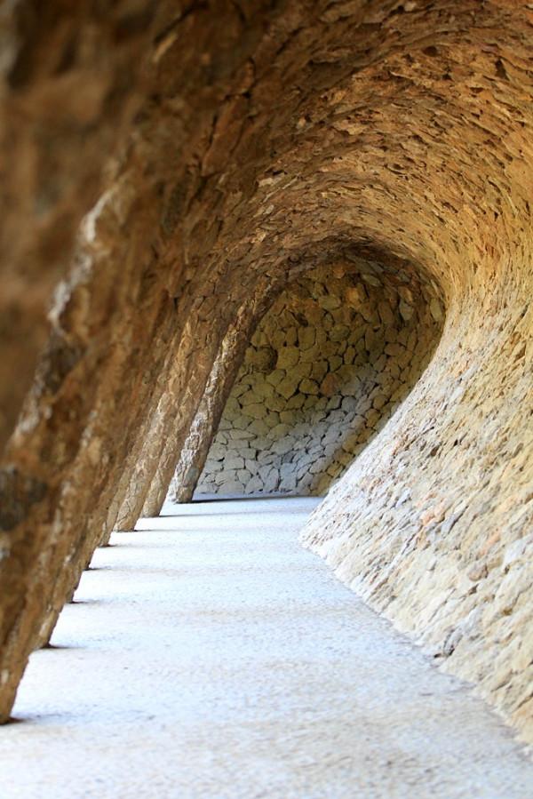 晨楓：巴塞羅那聖家堂是建築異葩，不是里程碑