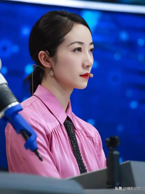 韓雪:溫文爾雅,明豔動人 韓雪:溫文爾雅,明豔動人