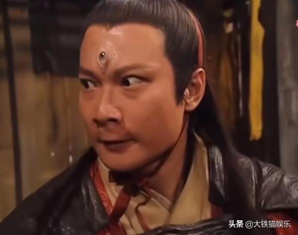 5對真夫妻演對手戲,大型“家暴”現場,回家真的不用跪榴蓮嗎 5對真夫妻演對手戲,大型“家暴”現場,回家真的不用跪榴蓮嗎