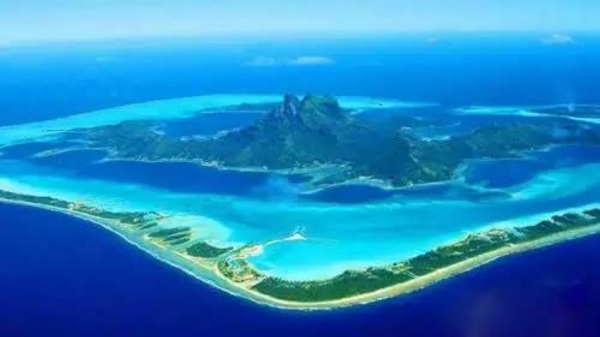 南海艦隊截獲一封情報，周恩來看後深吸一口氣，連忙給葉帥打電話