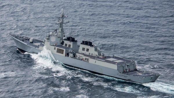 8艘對8艘也完全碾壓,中國055艦隊VS日韓萬噸大驅,作戰能力對比 8艘對8艘也完全碾壓,中國055艦隊VS日韓萬噸大驅,作戰能力對比