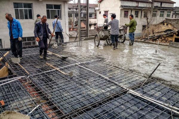 農村建房現澆頂用哪種“鋼筋”？聰明人用這種的，別被忽悠了
