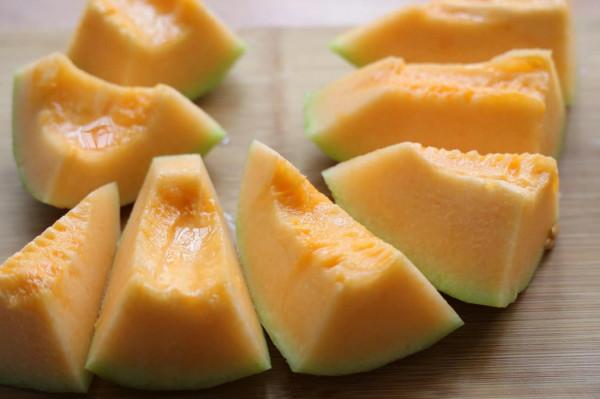 月餅季,試試哈密瓜餡料,低油低糖,別樣的美味,而且越吃越香 月餅季,試試哈密瓜餡料,低油低糖,別樣的美味,而且越吃越香