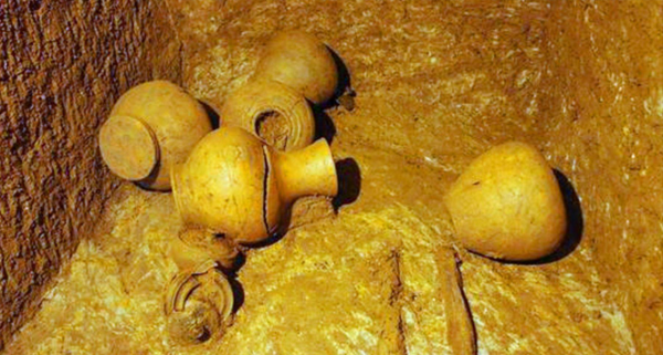 伊拉克挖出幾個破陶罐,專家稱:此事確認,世界歷史可能將改寫 伊拉克挖出幾個破陶罐,專家稱:此事確認,世界歷史可能將改寫