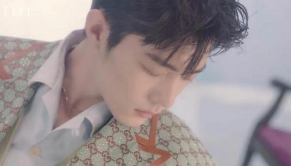 從ELLE 2022開年刊各套造型之白晝篇說說肖戰的時尚表現力 從ELLE 2022開年刊各套造型之白晝篇說說肖戰的時尚表現力