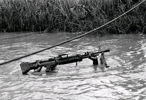 一身缺點的“M60”機槍，為何還被大量裝備？而且還被評為名槍？